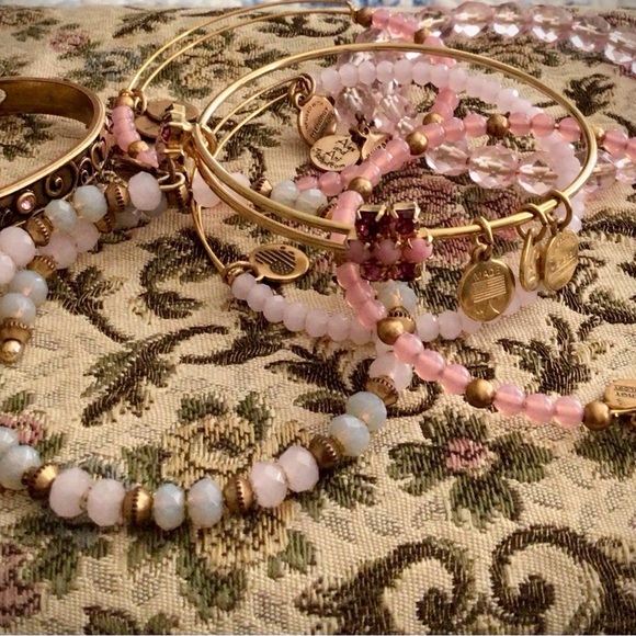 Retired Alex and Ani Bangles Love stack! - Picture 5 of 8